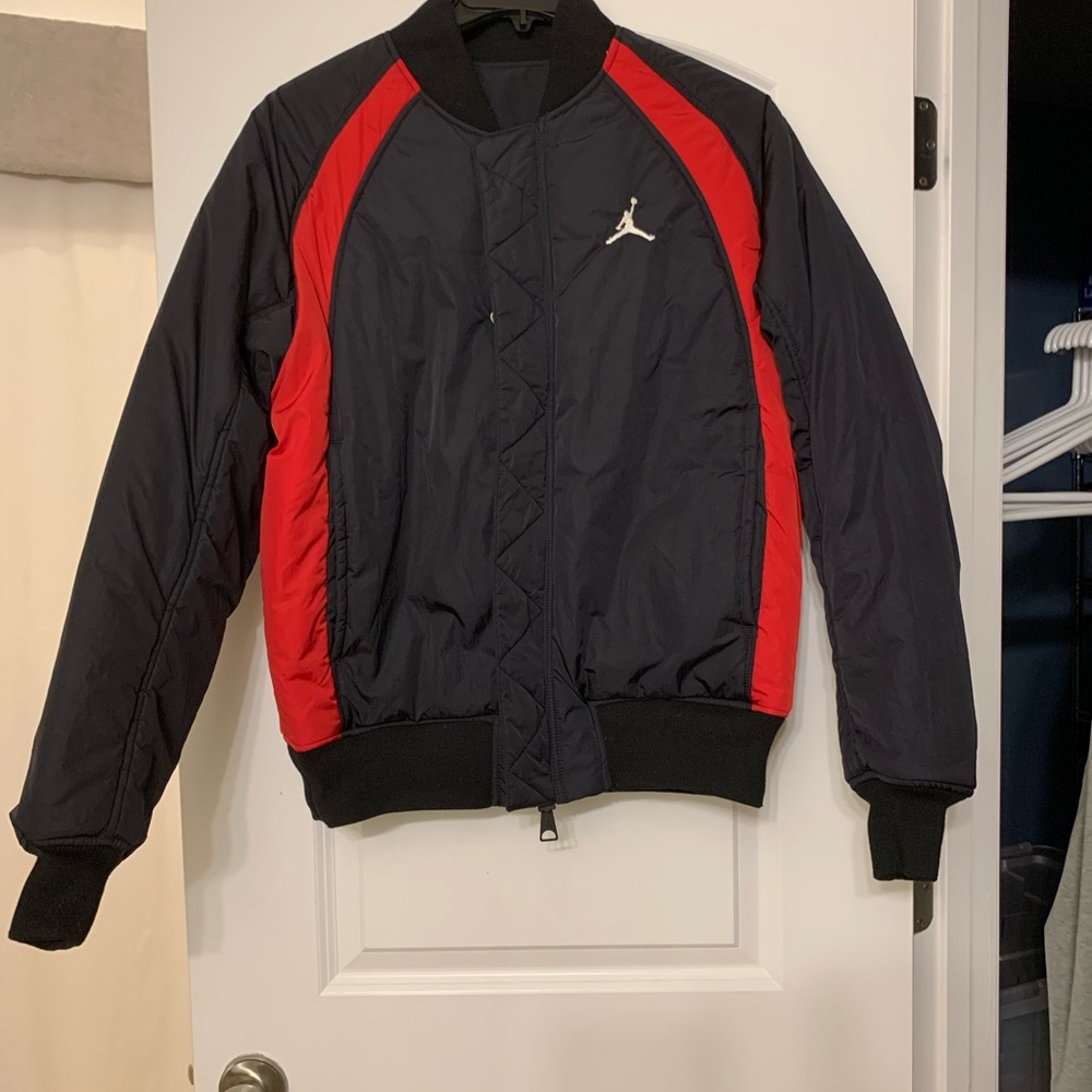 Jordan Reversible Bomber - Picture 8 of 13
